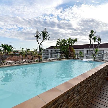 เรดดอร์ซ พลัส เนียร์ ดิสคัฟเวอรี ช้อปปิ้งมอลล์ บาหลี Hotel กูตา ภายนอก รูปภาพ