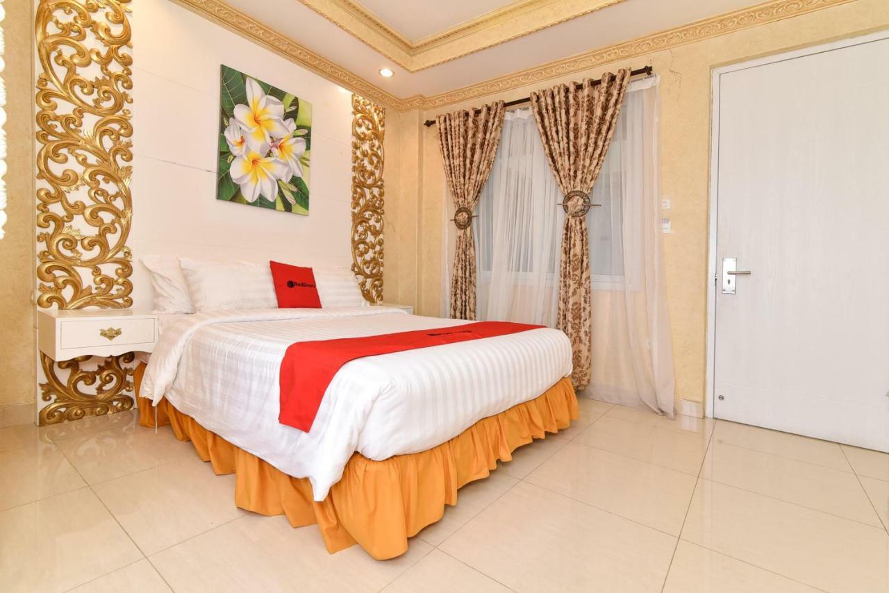 เรดดอร์ซ พลัส เนียร์ ดิสคัฟเวอรี ช้อปปิ้งมอลล์ บาหลี Hotel กูตา ภายนอก รูปภาพ