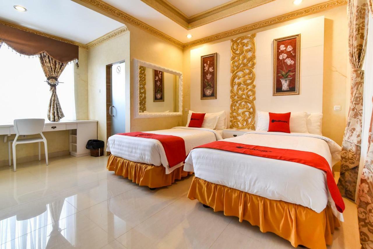 เรดดอร์ซ พลัส เนียร์ ดิสคัฟเวอรี ช้อปปิ้งมอลล์ บาหลี Hotel กูตา ภายนอก รูปภาพ